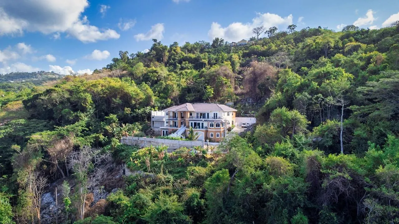 Baywatch Villa - Montego Bay